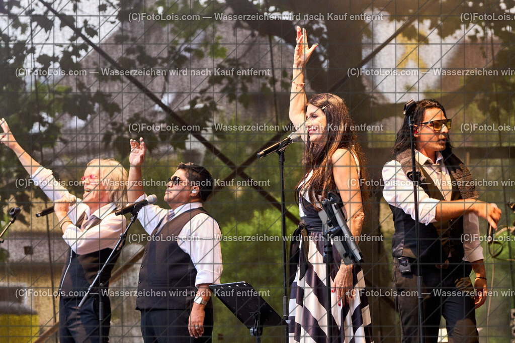 ALP7350_INSIEME_Wieselburg | (C)FotoLois.com, Alois Spandl. INSIEME - La Notte Italiana mit Erik Arno, Monika Ballwein, Christian Deix und Rene Velazquez-Diaz, Konzert im Schlosspark Wieselburg, Fr 9. August 2024.