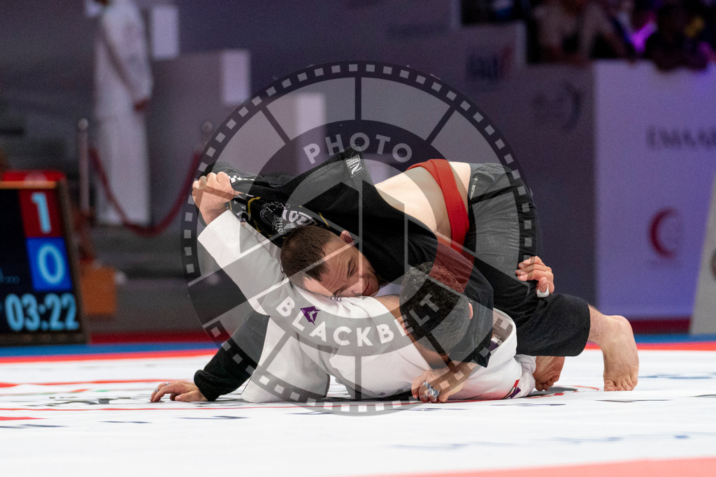 20231109PBB4830 | Fighters compete during the AJP World Professional Championship in the Mubadala Arena in Abu Dhabi, Arab United Emirates, on November 9, 2023.