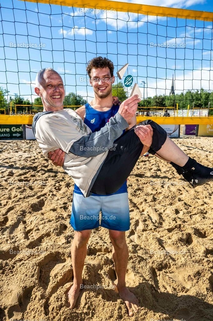 2026-200119185-Vater-Sohn-Tunier | 14.05.2026;  Foto: Gerold Rebsch - www.beachpics.de
