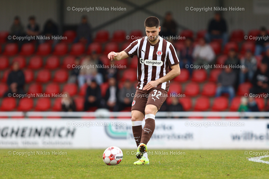 NH_FCEiintrachtNorderstedt_FCStPauliU23_RegionalligaNord_08032026 | #32 Adem Podrimaj (FC St. Pauli U23)Fußball I Herren I Regionalliga Nord I Saison 2025-2026 I 25. Spieltag I FC Eintracht Norderstedt - FC St. Pauli I 08.03.2026 I Edmund-Plambeck-Stadion