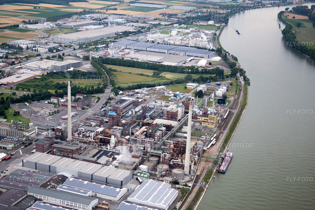 Luftbild: Synthomer Deutschland in Worms im Bundesland Rheinland-Pfalz in Deutschland. Foto: IMG_091118.jpg vom 04.07.2016 durch Werner Riehm/FLY-FOTO.de