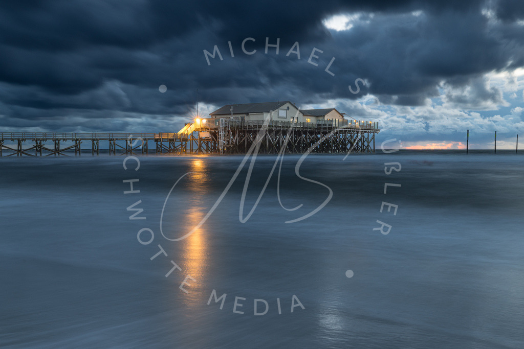 2024-09-11 SPO Strand Wolken 010 | Schwotte Media - Realisiert mit Pictrs.com