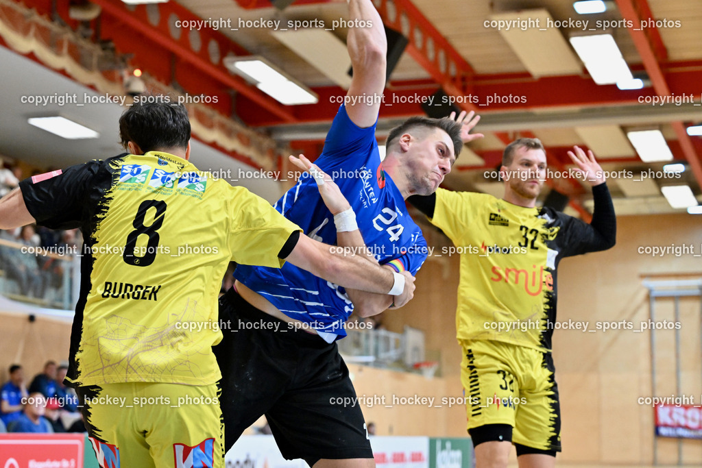 SC Ferlach vs. Bregenz Handball | #8 BURGER Sebastian Bregenz Handball, #24 JOVANOVIC Mladan SC Ferlach, #32 KOTAR Matic Bregenz Handball, SC Ferlach vs. Bregenz Handball, SC Ferlach vs. Bregenz Handball am 28.09.2024 in Ferlach (Ballspielhalle Ferlach), Austria, (Photo by Bernd Stefan)