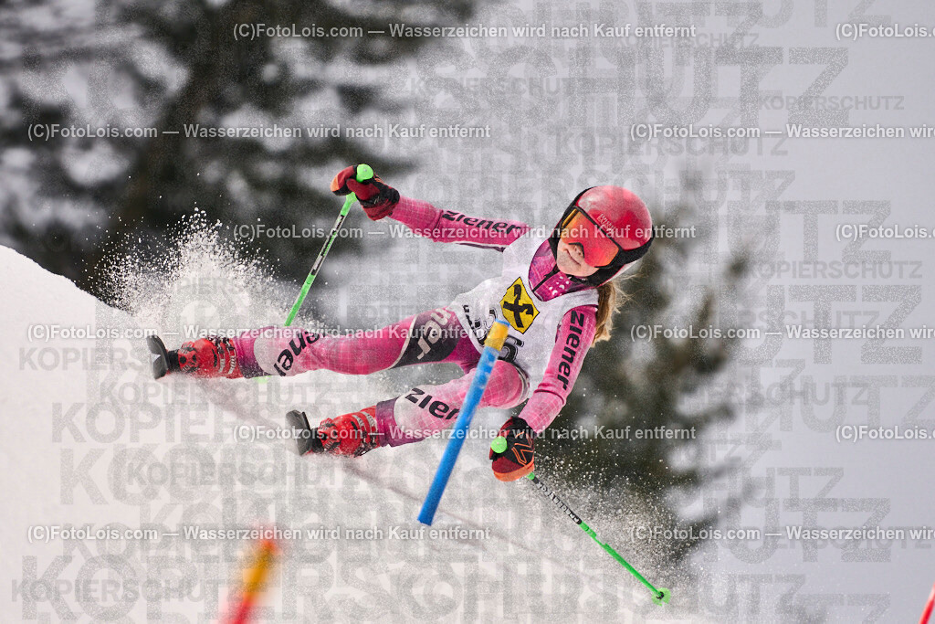 ALP3249_KinderCup-SL_STMK_Strallegg_Perner Katharina | Raiffeisen KINDERCUP Alpin, SLALOM auf der JogllandStreif in Strallegg am So 23. Februar 2025. Veranstaller: Steirischer Skiverband (5000). Skiunion Strallegg (5197).
