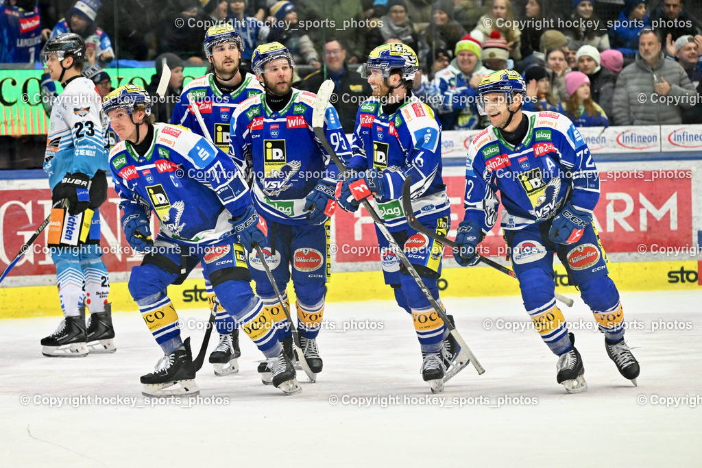 EC IDM Wärmepumpen VSV vs. Steinbach Black Wings Linz | Jubel EC VSV, #95 Mark Katic EC VSV, #8 Maximilian Rebernig EC VSV, #77 Philipp Lindner EC VSV, #16 Kevin Hancock EC VSV, #72 John Hughes EC VSV, EC IDM Wärmepumpen VSV vs. Steinbach Black Wings Linz, EC IDM Wärmepumpen VSV vs. Steinbach Black Wings Linz am 23.01.2026 in Villach (Stadthalle Villach), Austria, (Photo by Bernd Stefan)