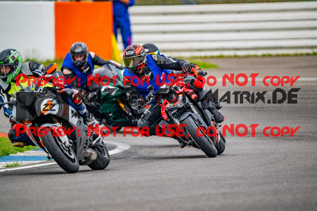 MaZZes_FotoMatrix_240701_6007705_4295 | INST