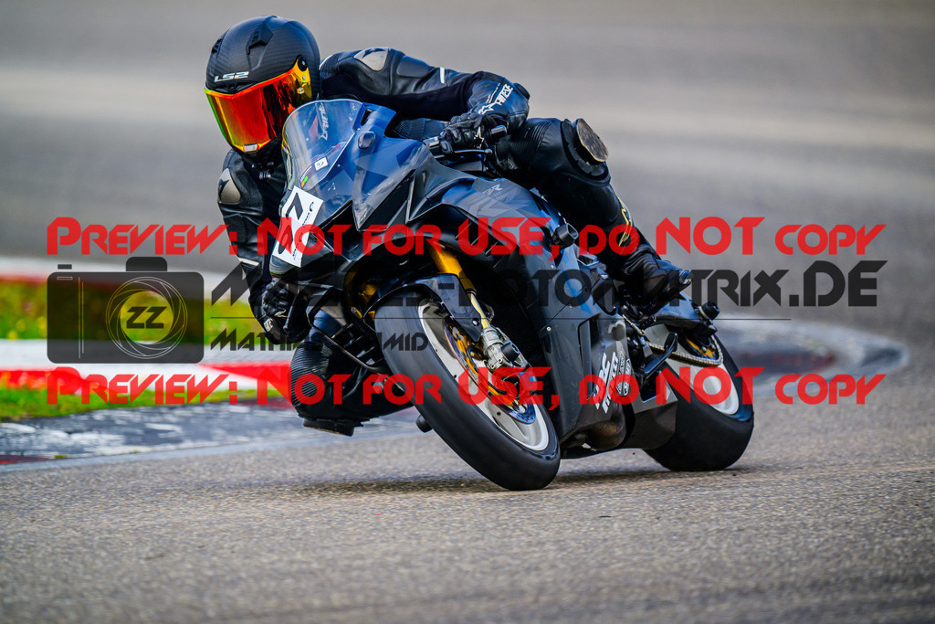 MaZZes_FotoMatrix_240910_6007705_4008 | WEISS