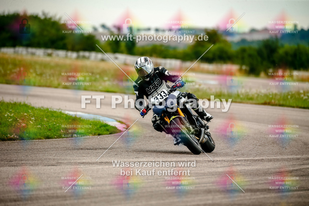 Chambley Juli-2096 | Hier findet Ihr Bilder von Touristenfahrten auf der Nürburgring Nordschleife oder von anderen Veranstaltungen die ich besucht habe. Viel Spass beim Durch Schauen 