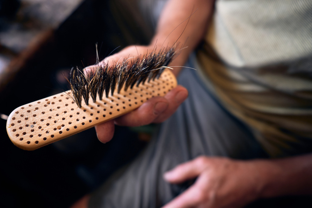 Bürsten und Pinselmacher | Wien, Austria - August 04, 2022; Bürsten und Pinselmacher Norbert Meier - Realisiert mit Pictrs.com