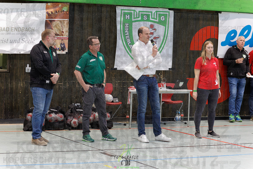 Hessenmeisterschaft wJC - Finale; HSG Kleenheim - HSG Weiterstadt/ Braunsh.Worf. | Hessenmeisterschaft wJC - Finale; HSG Kleenheim - HSG Weiterstadt/ Braunsh.Worf. am 22.03.2025 in Biedenkopf (Sporthalle Lahntalschule)Photo © 2025 - Jörg Heinrich - Realisiert mit Pictrs.com