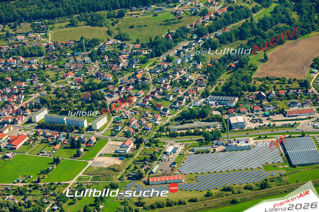 Übersichts Bild Wasungen - Die Luftaufnahme wurde 2025 vom UL-Flugzeug heraus erstellt ( keine Drohnenaufnahme ) - Hochauflösende Luftaufnahme - für Wandbilder und großformatige Ausdrucke geeignet. Das besondere Geschenk!Hier alle&nbsp;Infos zur Lizenzierung der LuftaufnahmeWir fliegen auch dieses Jahr wieder in Ihre Region um Luftbilder zu erstellen.- Luftbild anfragen