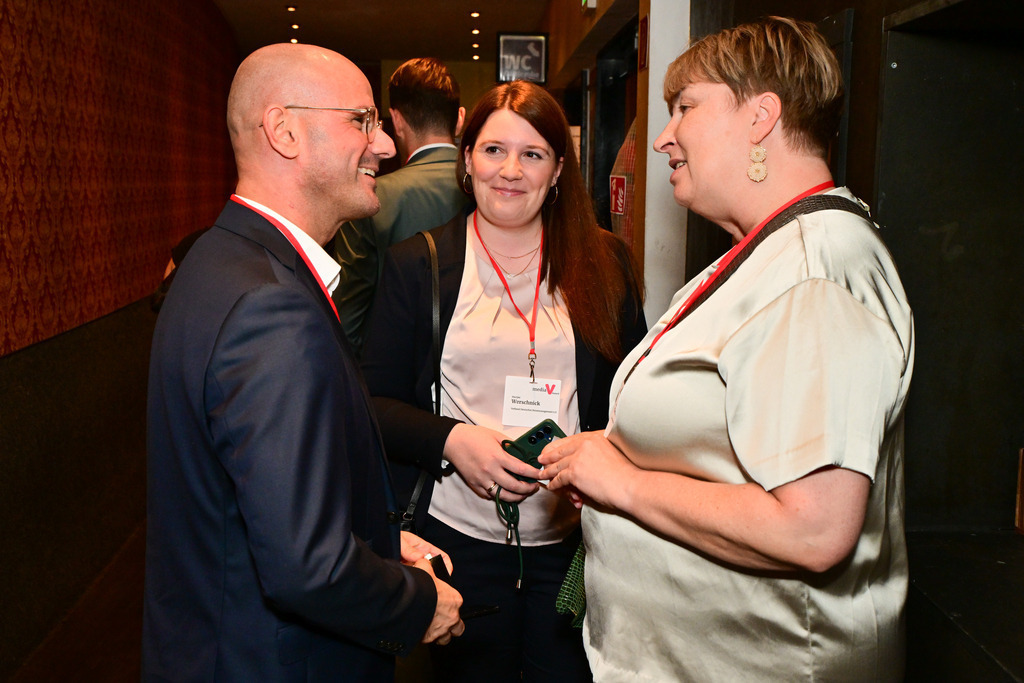 0034Media_V_Award_2025_Foto_Stefan_Wernz | Fotograf Köln - Realisiert mit Pictrs.com