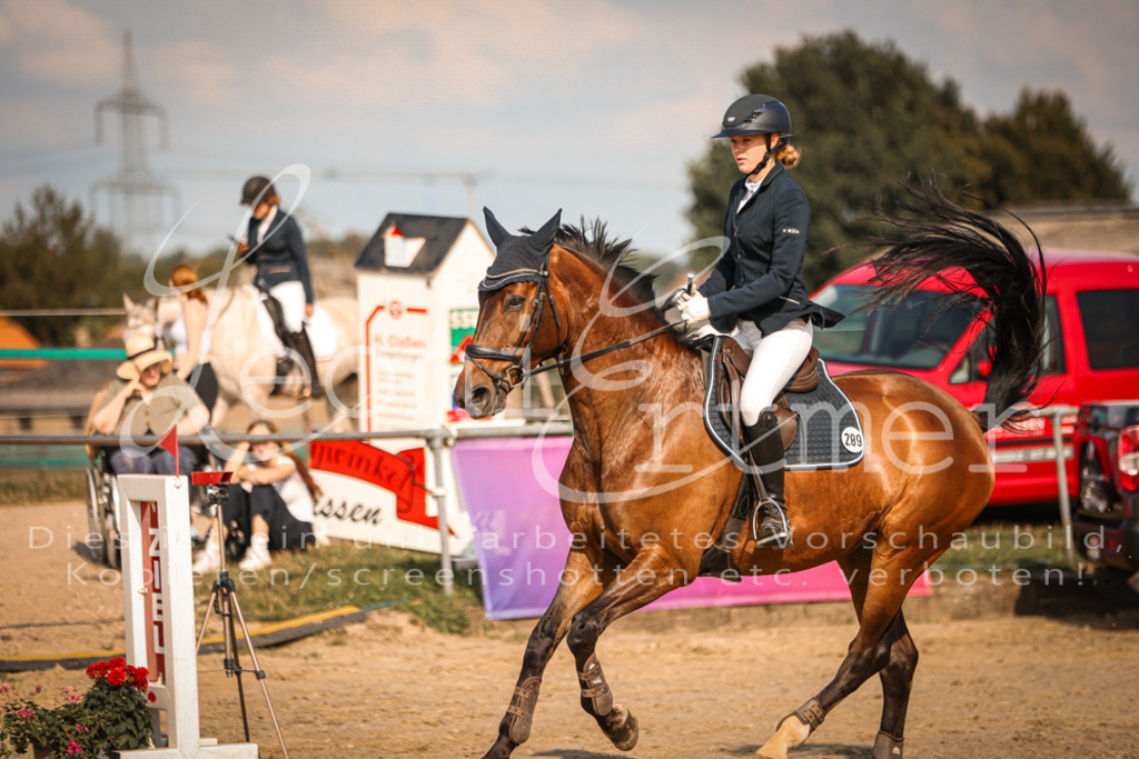 01.FrSpE00213 | Leoni Ertmer Photography - Realisiert mit Pictrs.com