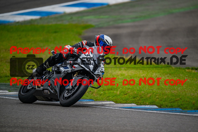 MaZZes_FotoMatrix_240701_6007705_5115 | GELB