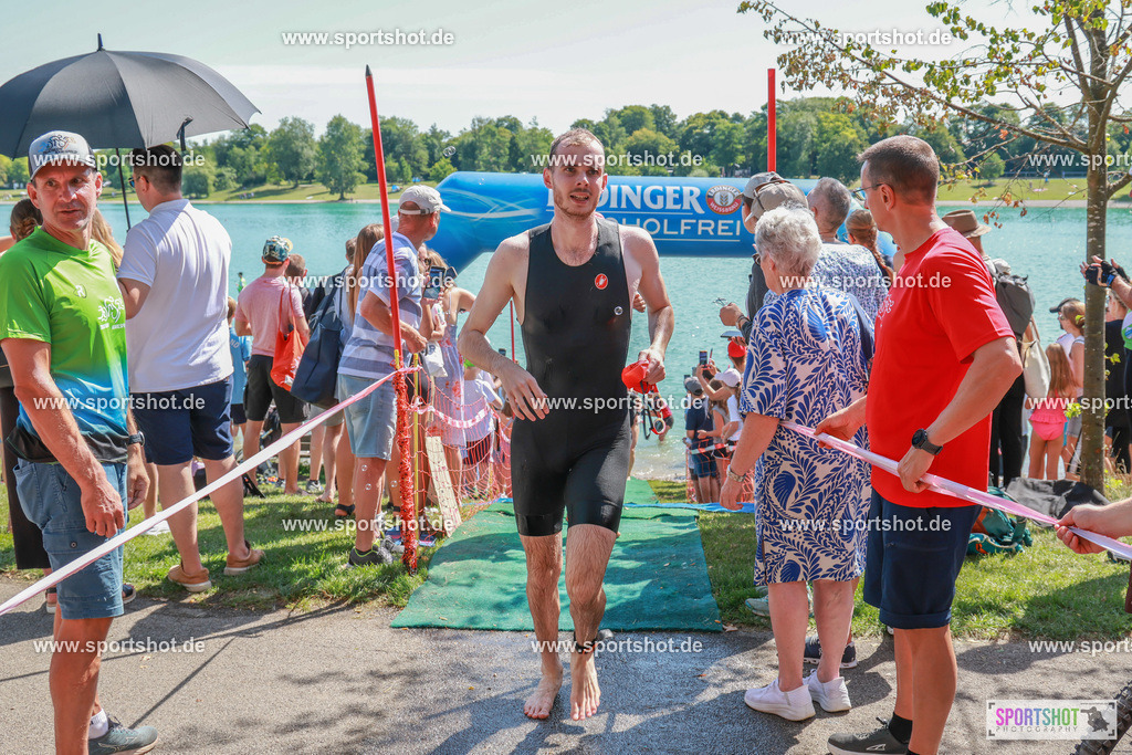 AR7_9355 | Karlsfeld Triathlon 2025 #karlsfeldtriathlon #karlsfeldtriathlon2025  #karlsfeldrace  #yourpictrs #triathlon_karlsfeld #tsveintrachtkarlsfeld #sportshot_your_pictrs @Sportshotphotography @Triathlon Karlsfeld - TSV Eintracht Karlsfeld Triathlon Copyright: www.sportshot.de