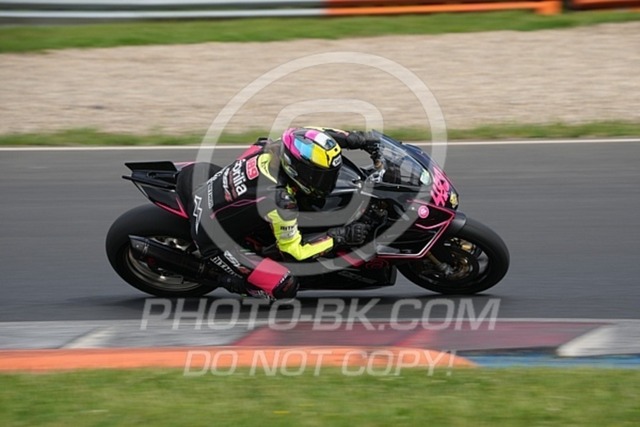 2024_05_25_PBK_23816 | Sportfotografie; SlowMotion; Video; Rennstrecke; Hafeneger; Speer; Racing; RSE; BMW; CBO; Trackday; Motorsportarena; Hockenheimring; Brno; Most; Barcelona; Valencia