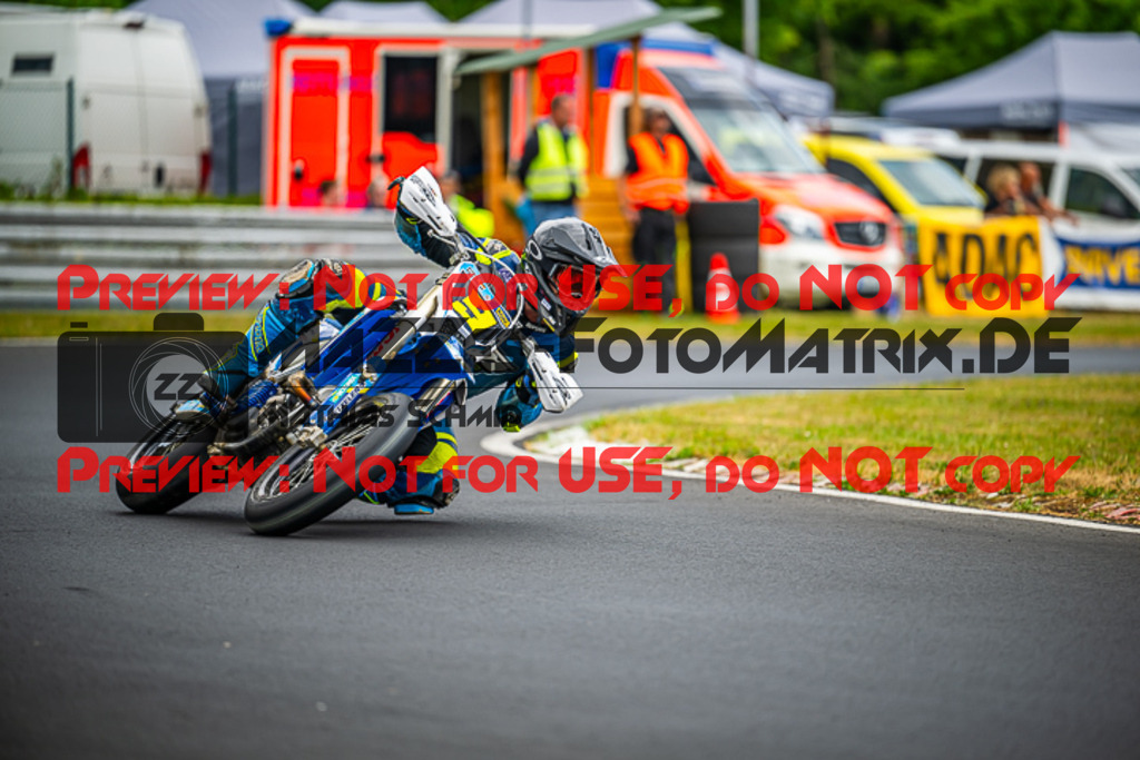 MaZZes_FotoMatrix_230702_2039 | S2