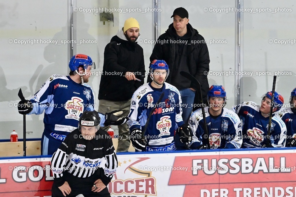 ESC Steindorf vs. EHC Althofen 13.1.2024 | Spielerbank ESC Steindorf, Daniel Gasser Assistentcoach ESC Steindorf, Mayer Michael Headcoach ESC Steindorf