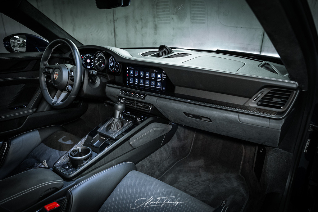 R6PZ3597 _AL | Entdecken Sie die faszinierende Welt von Alexander Tschuncky Arts: Kreative Fotografie, atemberaubende Automobilkunst und hochwertiger Bilderdruck. Lassen Sie sich inspirieren! - Realisiert mit Pictrs.com