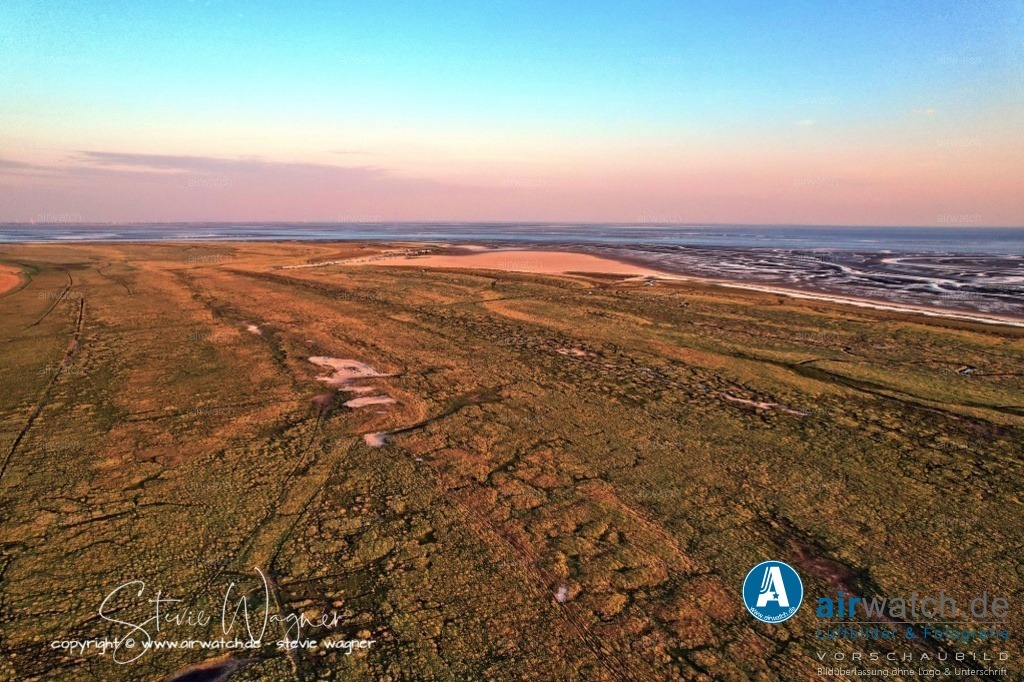 St.Peter-Ording - Boehl | Entdecken Sie atemberaubende Luftbilder und Fotografien auf airwatch.de - Tauchen Sie ein in eine Welt voller faszinierender Aufnahmen aus der Vogelperspektive.