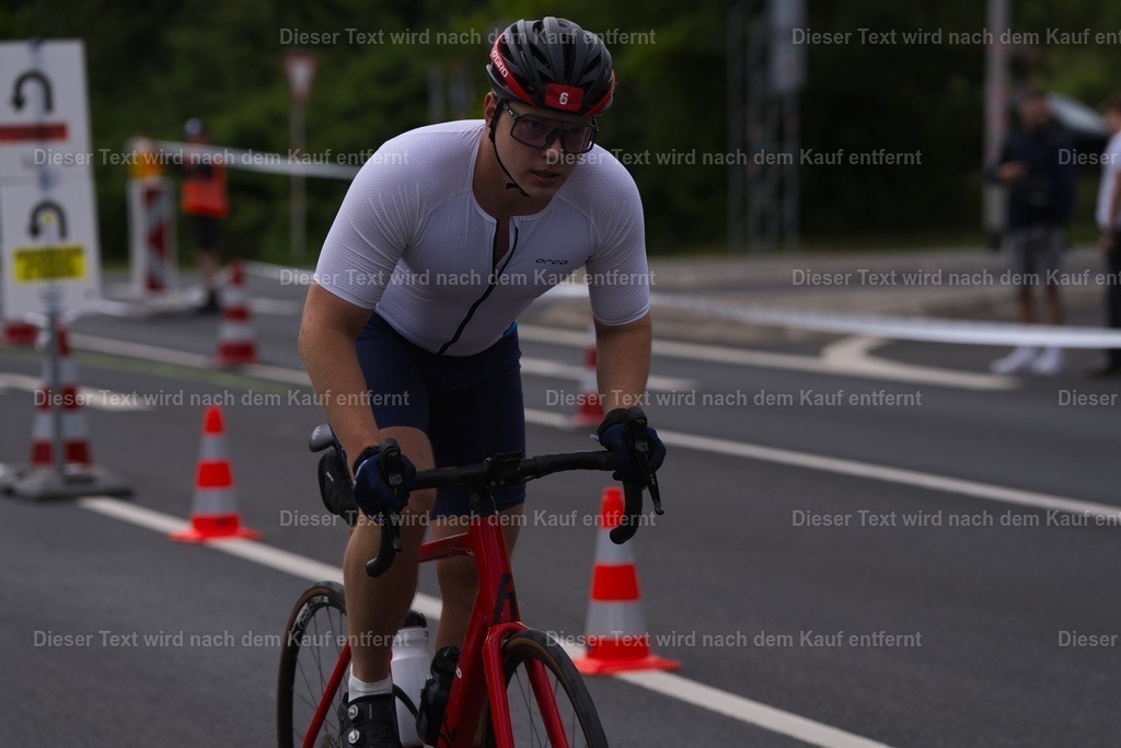 triathlon_wuerzburg_r_2026_06_14-741 | Shop für Fotos von Sportevents z.B. Obstacle Course Racing, OCR, Triathlon, Trail Run und MTB - Realisiert mit Pictrs.com