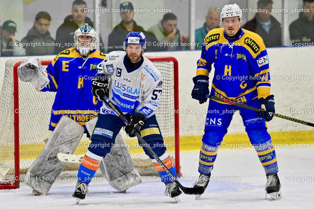 1. EHC Althofen vs. ESC Sparkasse Steindorf  | #18 Isopp Maximilian Oliver EHC Althofen, #57 Wilfan Franz ESC Steindorf, #1 Adamitsch Anja EHC Althofen, 1. EHC Althofen vs. ESC Sparkasse Steindorf , 1. EHC Althofen vs. ESC Sparkasse Steindorf  am 08.03.2026 in Althofen (Stadthalle Althofen), Austria, (Photo by Bernd Stefan)