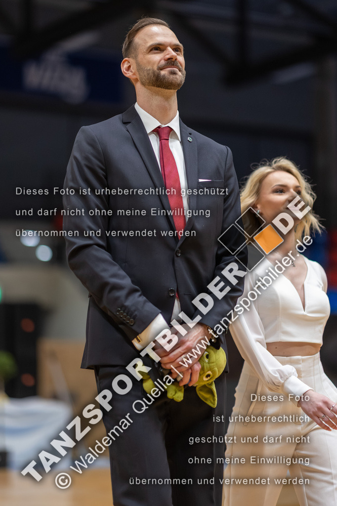 20260328-00587 | Hier finden Sie Tanz Bilder vom Latein und Standard Formationen tanzen. Sportbilder vom Tanzsport. Schöne Fotos und von Weltmeisterschaft, Europameisterschaft, Bundesliga, Regionalliga, Oberliga und Landesliga sowie von GOC Stuttgart, DanceComp, WM Bremen