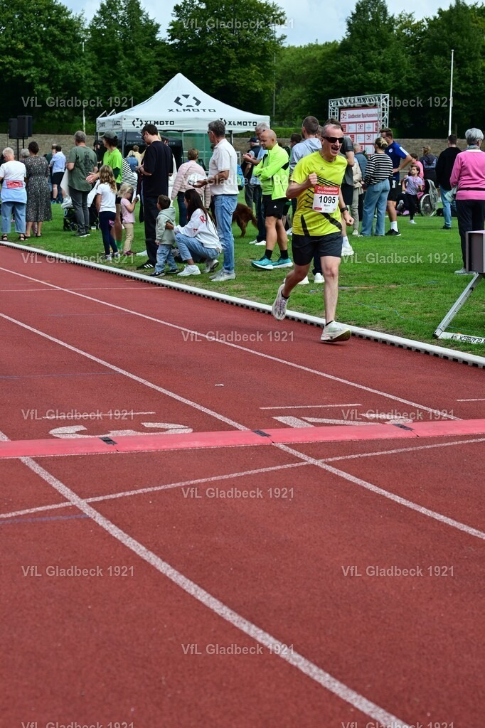 2026-08-23_Sparkassenlauf_HM_RM_002455 | Die Fotografen - Realisiert mit Pictrs.com