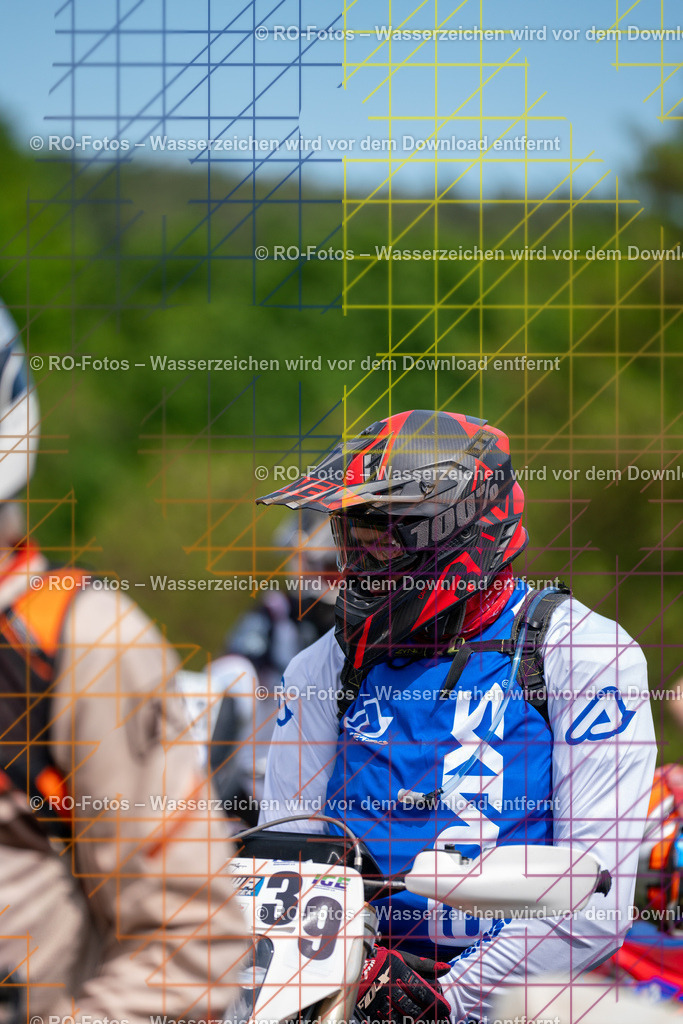Wolfshausen 3 Lauf -48 | Sportfotografie von RO-Fotos: Motorsport, Motocross, Enduro, Laufveranstaltungen und Triathlon. Professionelle Fotos von Sportlern und Events. - Realisiert mit Pictrs.com