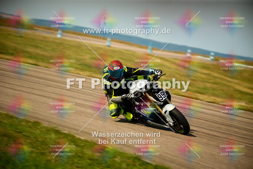 _MOT5863 | Hier findet Ihr Bilder von Touristenfahrten auf der Nürburgring Nordschleife oder von anderen Veranstaltungen die ich besucht habe. Viel Spass beim Durch Schauen 