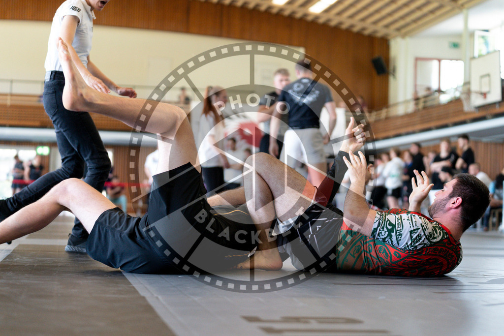 20240608PBB02983 | Fighters compete during the ILLCS VII summer edition luta livre competition in Hannover, Germany, on June 8, 2024.