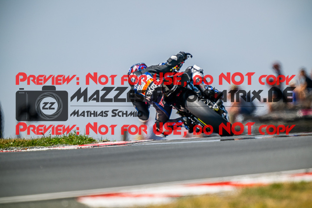 MaZZes_FotoMatrix_220722_3763 | SIDECAR