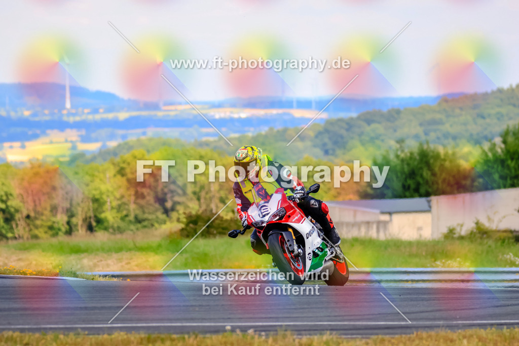 _TCM5324 | Hier findet Ihr Bilder von Touristenfahrten auf der Nürburgring Nordschleife oder von anderen Veranstaltungen die ich besucht habe. Viel Spass beim Durch Schauen 