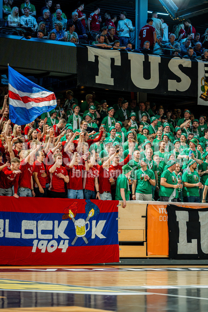 39. OM-Supercup-61 | jns.sportfotos - Realisiert mit Pictrs.com