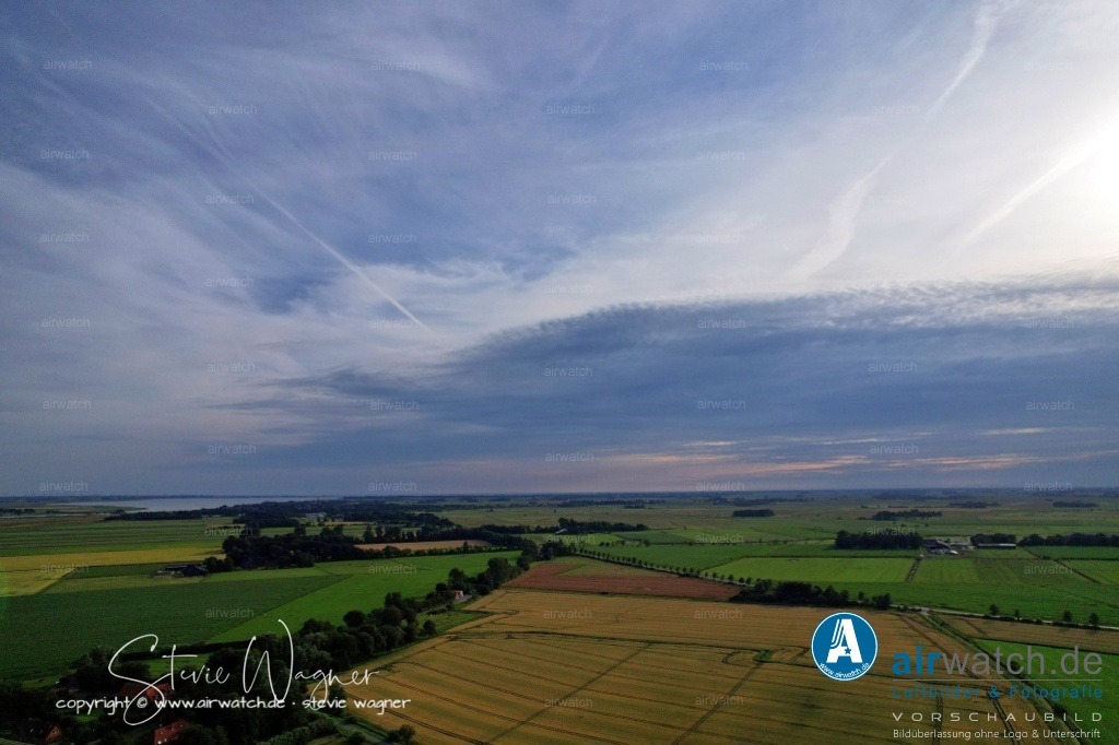 Eider - Hemmerdeich | Entdecken Sie atemberaubende Luftbilder und Fotografien auf airwatch.de - Tauchen Sie ein in eine Welt voller faszinierender Aufnahmen aus der Vogelperspektive.