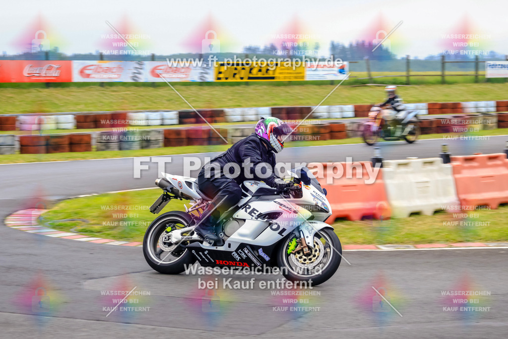OBK-5349 | Hier findet Ihr Bilder von Touristenfahrten auf der Nürburgring Nordschleife oder von anderen Veranstaltungen die ich besucht habe. Viel Spass beim Durch Schauen 