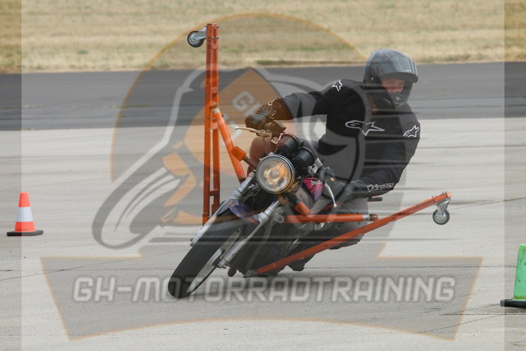 IMG_3364 | gh-motorradtraining-foto.de - Realisiert mit Pictrs.com