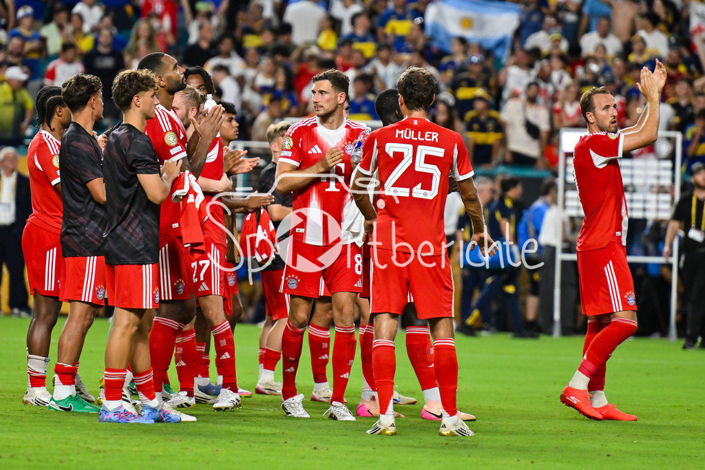 FC Bayern München - Boca Juniors | die Spieler des FC Bayern freuen sich ueber den Sieg gegen die Boca Juniors / FIFA Club World Cup: FC Bayern Muenchen - Boca Juniors, Hard Rock Stadium am 20.06.2025 / NOT FOR SALE IN USA