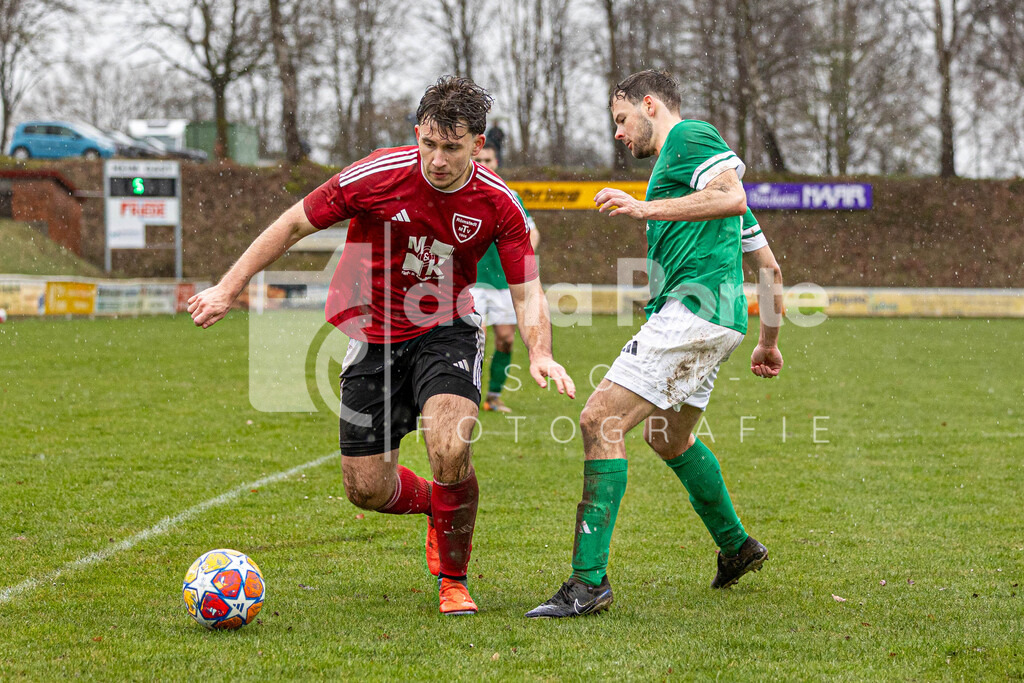 Römstedt II - Lesniak_ Jakob (r. Julian Iwers) Union Bevensen 280326 dlP | immodelaporte-sportfotos - Realisiert mit Pictrs.com