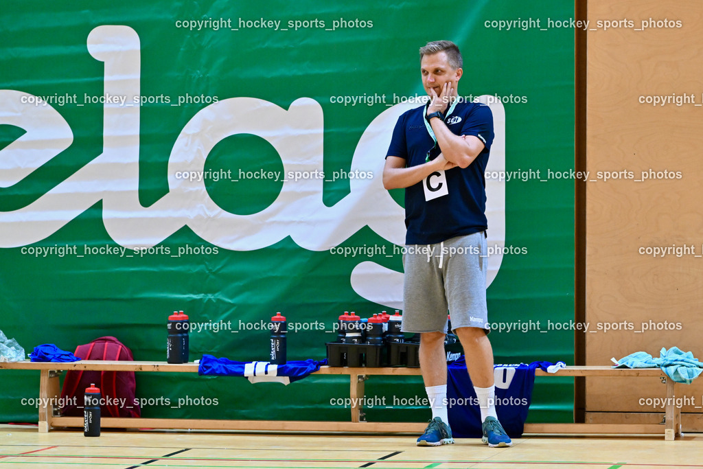 SC Ferlach vs. UHC Hollabrunn | Tormanncoach SC Ferlach Hölzl Christoph, SC Ferlach vs. UHC Hollabrunn, SC Ferlach vs. UHC Hollabrunn am 20.09.2025 in Ferlach (Ballspielhalle Ferlach), Austria, (Photo by Bernd Stefan)
