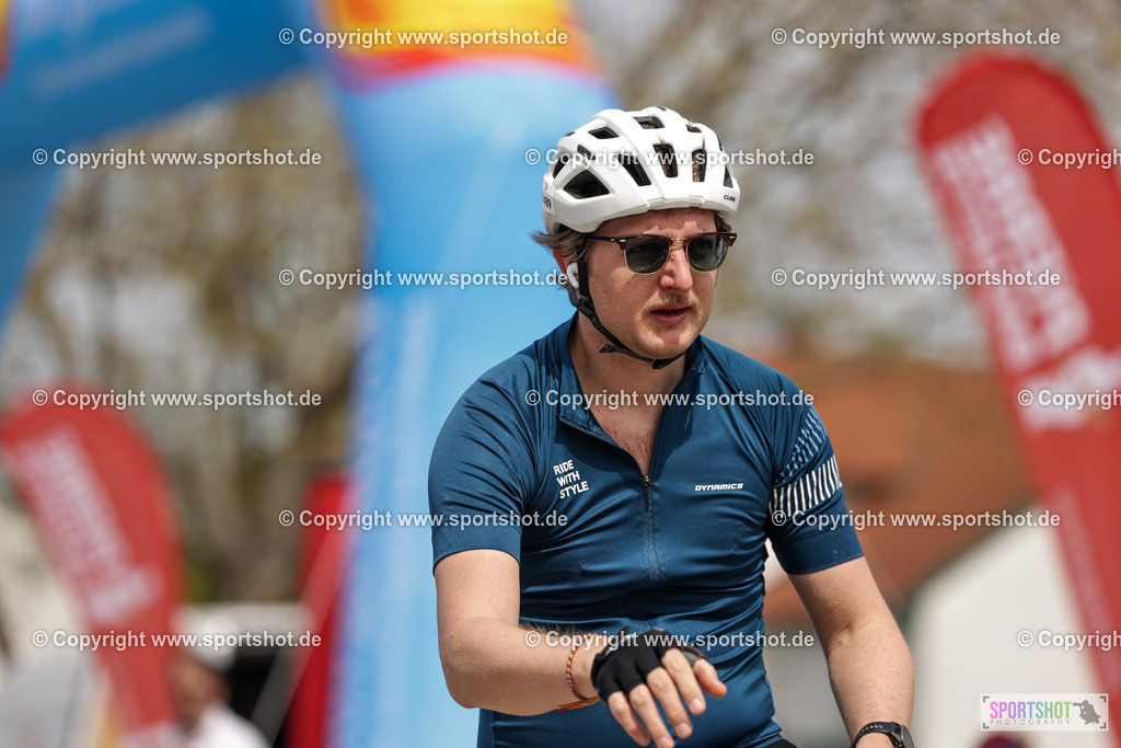 VJ__9458 | Neusiedlersee Radmarathon 2026@sportshot_your_pictrs #yourpictures#roadtowm2029 #nrm #neusiedlerseeradmarathon #neusiedlersee #neusiedlerseetourismus #burgenland #mörbisch #nrm26 #burgenlandtourismus #voglundco #poweredbyburgenlandtourismus #radsport #rad #marathon #ucigranfondo #visitburgenland #ucigranfondoworldseries