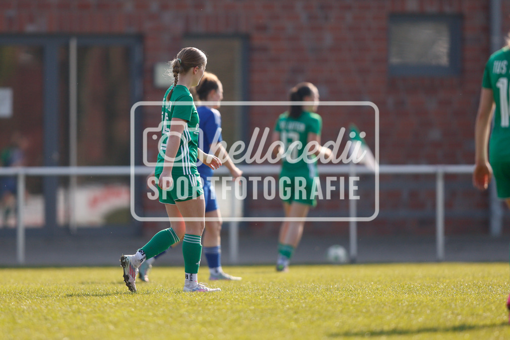 Fußball I Frauen I Saison 2025-2026 I Oberliga Niedersachsen I 17. Spieltag I TuS Lutten - BW Hollage-109 | realhellocedii - Realisiert mit Pictrs.com