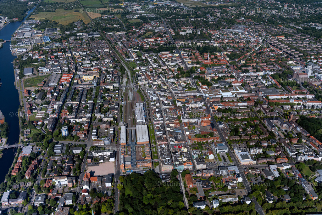 4037136 | Zentrum mit Hauptbahnhof und Nordseepassage, Wilhelmshaven
