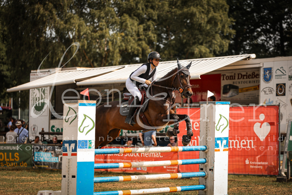 25.SaSpL00117 | Leoni Ertmer Photography - Realisiert mit Pictrs.com