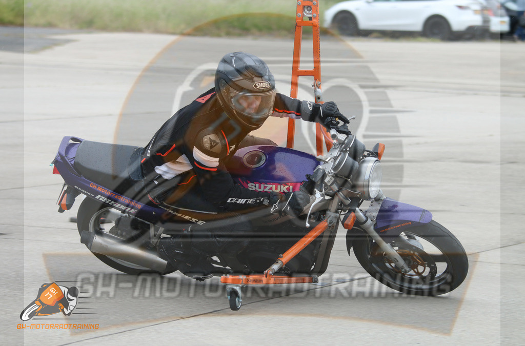 IMG_0105 | gh-motorradtraining-foto.de - Realisiert mit Pictrs.com