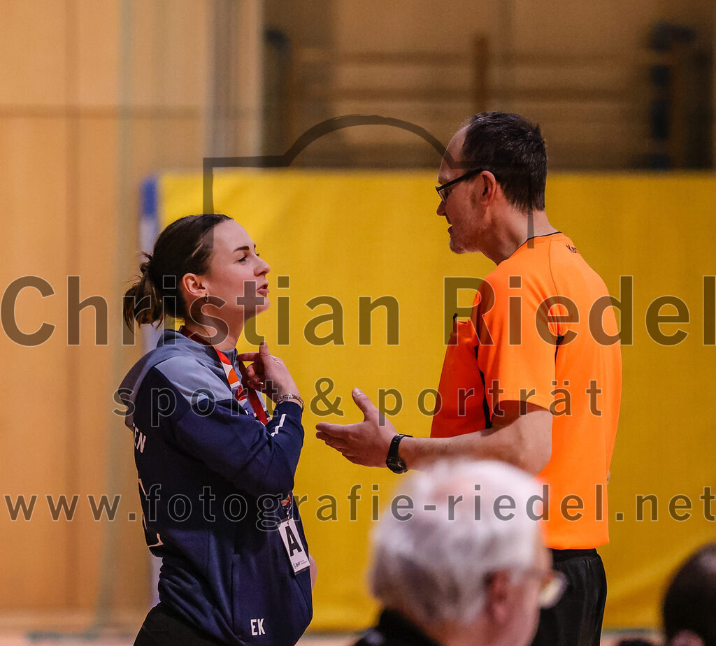 2025-02-15_102_SpVgg_Altenerding_gegen_MTV_Pfaffenhofen | Erding, Deutschland, 15.02.2025:Handball, Bezirksoberliga Frauen Altbayern 2024 / 2024, 14. Spieltag, SpVgg Altenerding gegen MTV Pfaffenhofen, Endergebnis: 27:23Eva Künzel (MTV Pfaffenhofen)Foto: Christian Riedel / fotografie-riedel.net