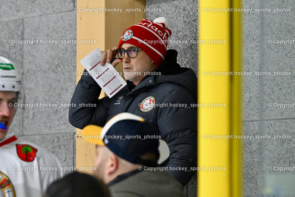 ESV FERLACH vs. ESC SOCCERZONE STEINDORF | Headcoach ESV Ferlach Vnuk Jure, ESV FERLACH vs. ESC SOCCERZONE STEINDORF, ESV FERLACH vs. ESC SOCCERZONE STEINDORF am 22.11.2024 in Ferlach (Eishalle Ferlach ), Austria, (Photo by Bernd Stefan)