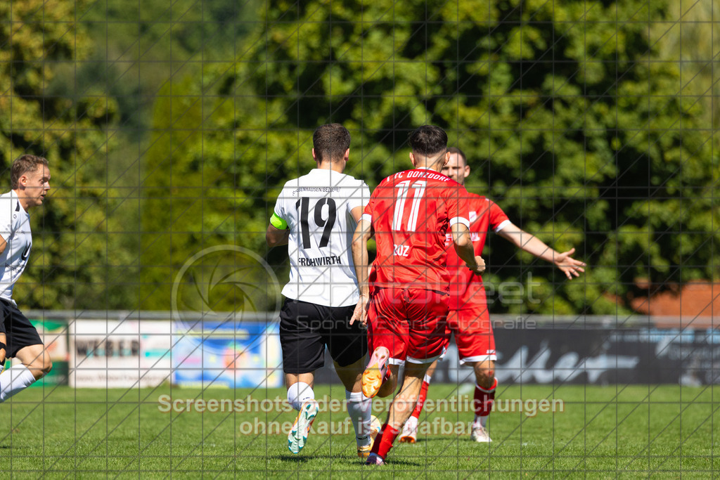 20260906_131925_0118_(c)_by_PhotoPeet | #,1.FC Donzdorf II (rot) vs. SGM Jebenhausen-Bezgenriet (weiß), Fußball, Kreisliga A3 - Bezirk Neckar/Fils, 02. Spieltag, Saison 2026/2027, Rasenplatz Lautertal Stadion, Süßener Straße 16, 73072 Donzdorf, 06.09.2026 - 13:00 Uhr,Foto: PhotoPeet / Sport- &amp; Eventfotografie / Peter Harich