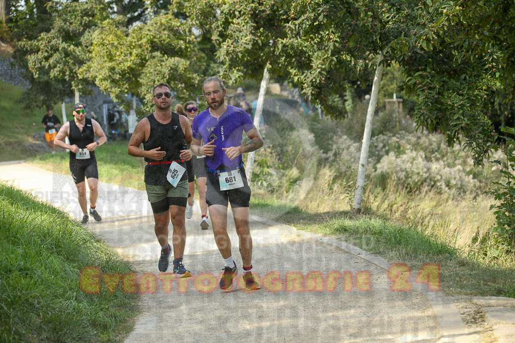 250824_1444_EX1_7361 | Sportfotografie im Rhein-Sieg Kreis, Köln, Bonn, NRW, Rheinland Pfalz, Hessen, etc. Unser Tätigkeitsfeld umfasst den Laufsport vom Volkslauf über den Marathon, Duathlon, Triathon bis zum Ultralauf wie Kölnpfad Ultra oder Schindertrail.