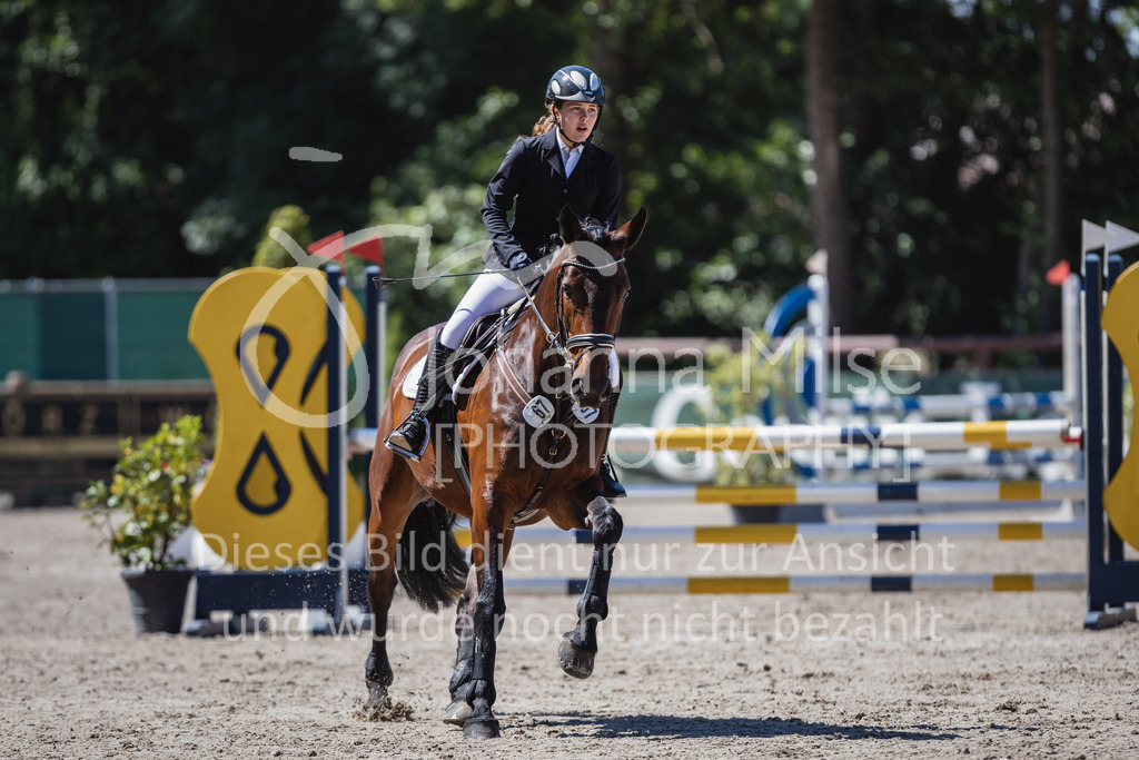 230610_Mühlen_A-Spr2-715 | Deine schönsten Turniermomente als professionelle Fotos! Entdecke hochwertige Pferdesport-Fotografie im Online-Shop. Jetzt Fotos finden & bestellen!